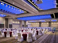 ฮอลิเดย์ อินน์ เอดมันตัน เซาท์ - เอวาริโอ อีเวนท์ส บาย IHG โรงแรมในเอ็ดมอนตัน