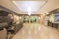 La Quinta Inn & Suites by Wyndham Kyle - Austin South