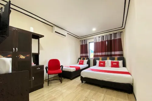 OYO 90205 Bayu Sintok Motel Hôtels à : Sungai Laka