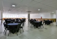 倫敦安納波利諾比爾旅館 - 早餐