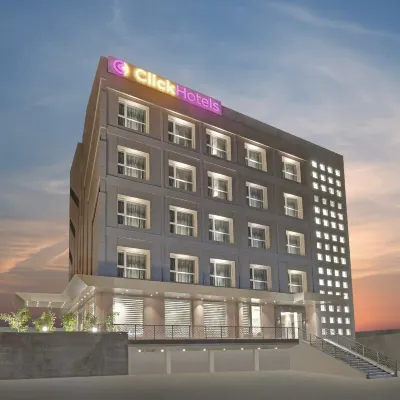 Click Hotel Aurangabad Hotels near Tomb of Rabia Daurani (Bibi-ka-Maqbara)