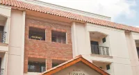 Plaza Florida Suites Hôtels à : La Esperilla