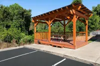 Super 8 by Wyndham Harbison/Parkridge Hospital Hotels in Seven Oaks