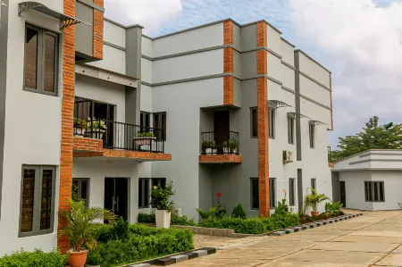 Fragrance Apartments and Suites