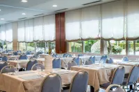 Prestige Goya Park Hotels in Palau-saverdera