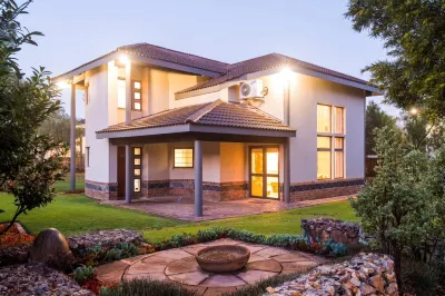 Aha Kopanong Hotel & Conference Centre Hotel dekat Tugela Umfolozi People's Park