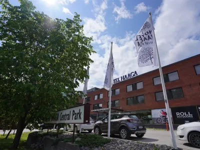 Hotel Haaga Central Park