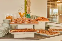 Club Esse Roccaruja - breakfast