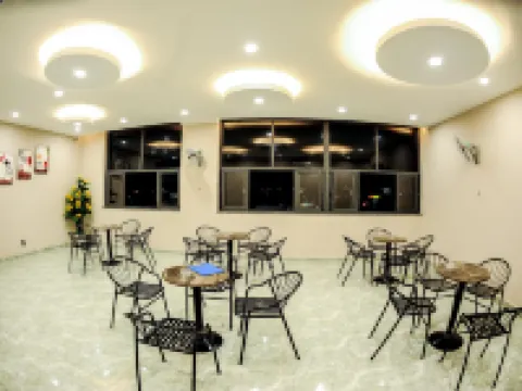 Lahona Hotel Hotel di La Gi