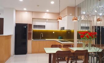 Granola Apartment at Suoi Loi old and cozy street