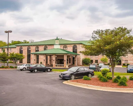 Comfort Suites Marietta-Parkersburg