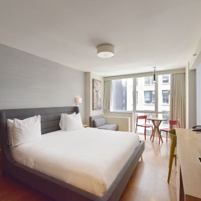 Deluxe King Room Hotel 32 32 Promo Code