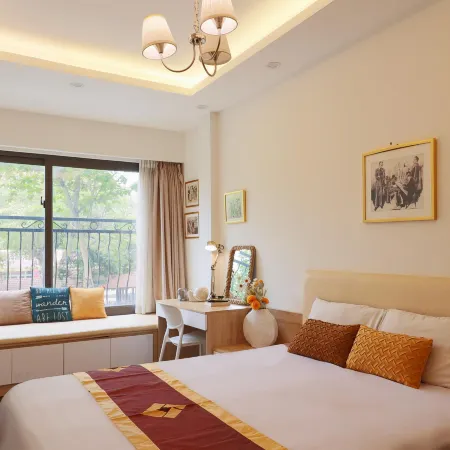 Cozyfun Homestay Lê Hồng Phong Отели рядом с достопримечательностью «Площадь Бадинь»