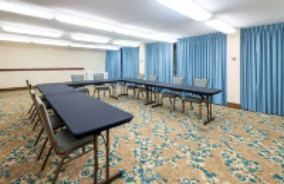 Pear Tree Inn St. Louis Near Union Station