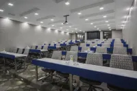 Holiday Inn WINNIPEG-SOUTH by IHG - Business
