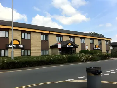 Days Inn by Wyndham Bradford M62 Hotels near Halifax Road Yew Park