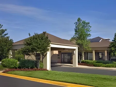 Courtyard New Carrollton Landover Отели в г. Грэйтер Ландовер