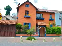 Casa del Arupo Hotels near Foch Square