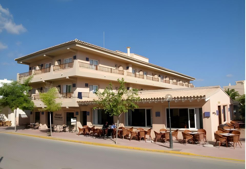 hotel overview picture
