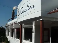 Hôtel Restaurant la Maison Hotels in Trébeurden