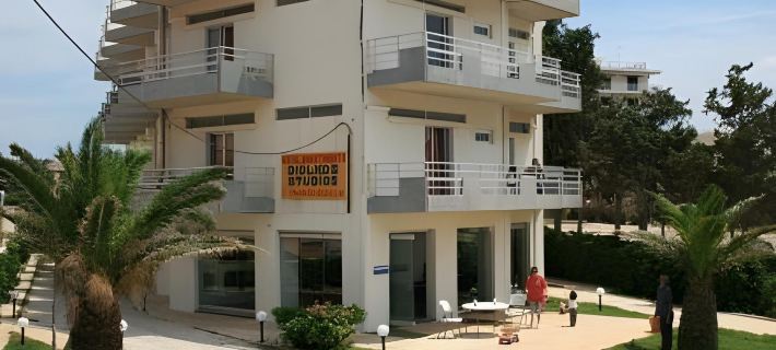 Diolkos Studios Hotels in Corinthia