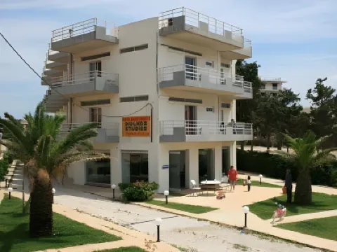 Diolkos Studios Отели в г. 