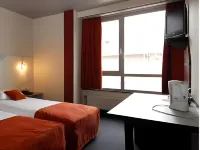 Green Hotel