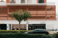 Shada Hotel Jumeirah Dubai​ Hôtels à : 
