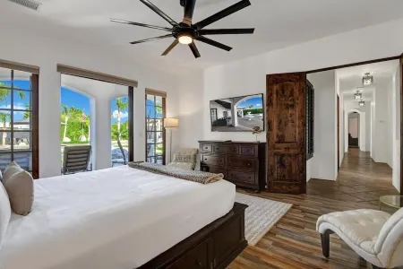 Villa Toscana by AvantStay Palatial Villa with Spa Pool Theater Game Room Permit4769