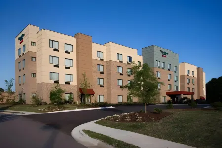TownePlace Suites Southern Pines Aberdeen Отели в г. Пайнблафф