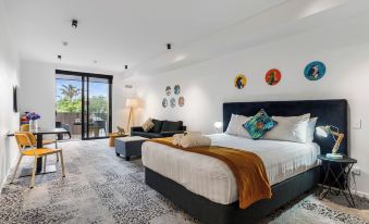 Roomie Apartment Hotel