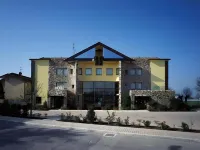 Art & Hotel Aeroporto Hotels in Azzano San Paolo