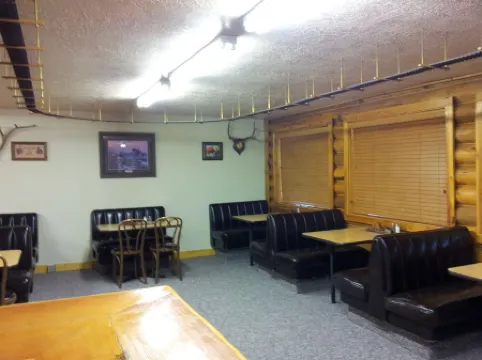 Duck Creek Village Inn