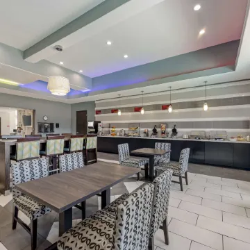Best Western Plus Pflugerville Inn  Suites