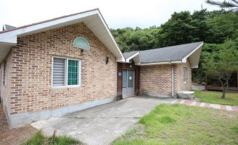 Seosan Iseul Pension
