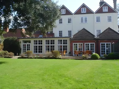 The Georgian, Haslemere, Surrey Các khách sạn ở Milland
