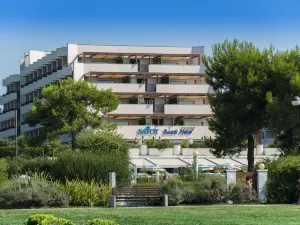 Savoy Beach Hotel & Thermal Spa