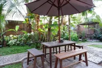 RedDoorz Syariah at Harmoni Near Alun Alun Kudus - 2-Star
