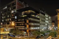 TheQuizProperty Hotels near Rosebank