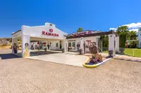 Ramada by Wyndham Kingman Các khách sạn ở Kingman