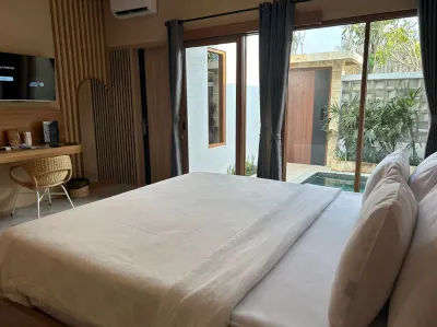 Astakaia Cottage Hotels near Warung Bu Meli