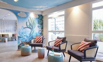 2. Hotel-Re..