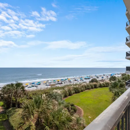Grande Shores Ocean Resort