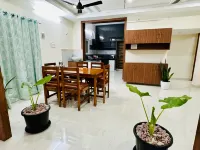 TrueLife Homestays - Sai Nivas - 3BHK AC Apartments for group of families - Best location - Flyover - 2성급
