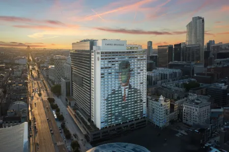 Cardo Brussels, Autograph Collection