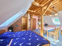 Chlívce u Hronova Hotels in Starkov