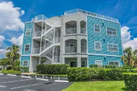 Seaside Haven Stylish Condo 3 Pools New Rental
