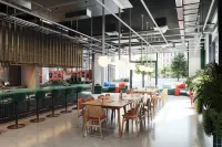 The Social Hub Glasgow - breakfast