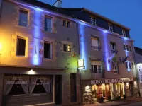 Auberge du Cheval Blanc Logis Hotel Hôtels à : Baud