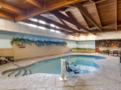 Best Western Premier the Lodge on Lake Detroit Hotels in Becker County